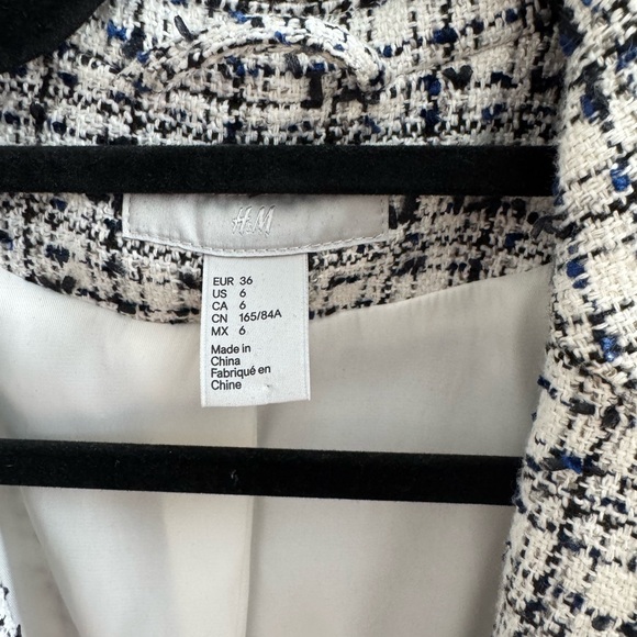 H&M Jackets & Blazers - H&M Cream Tweed Blazer with Navy & Blue Threading